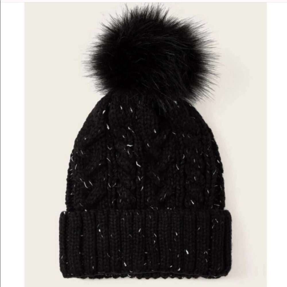 Pom Pom thick‎ knit fleece lined beanie price firm